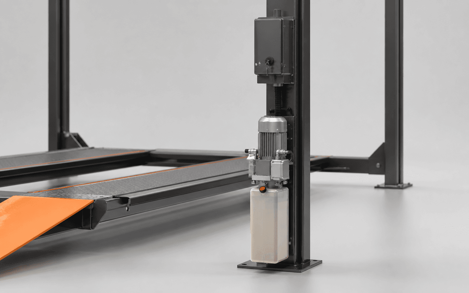 Dual-Platform Four-Post Parking Lift: Stable synchronized lifting